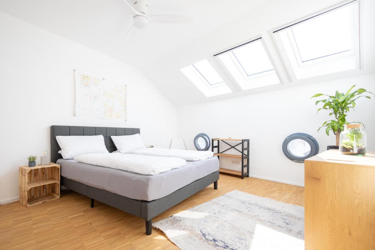 Ko-Living - Captain'S Suite - Altstadt - Mit Kueche, Smart Tv & Balkon - 6P Halle  Bagian luar foto